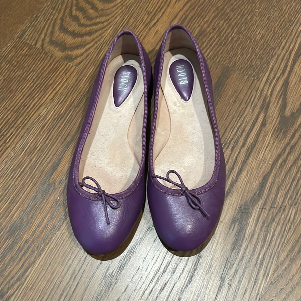 Bloch Ballet Flats 36, EUC purple